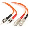StarTech.com Câble / Jarretière fibre optique duplex multimode 62.5/125 OM1 de 2m – ST vers SC – Orange (FIBSTSC2)(6 ft/2 m)